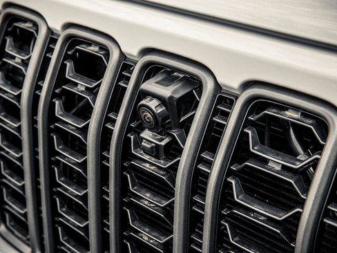 New 2026 Jeep Wrangler Unlimited Rubicon w/ Technology Group image 14