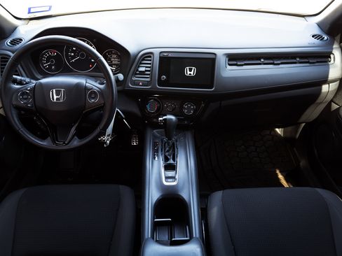 Used 2022 Honda HR-V Sport image 26