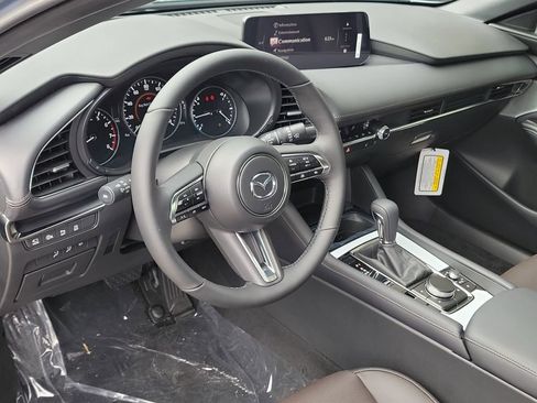 New 2026 MAZDA MAZDA3 Hatchback w/Premium Plus Pkg AWD/4WD image 12