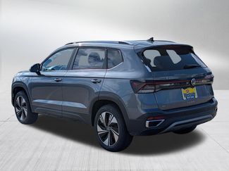New 2026 Volkswagen Taos SE AWD/4WD video 2