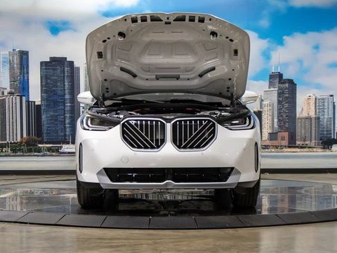 Used 2026 BMW X3 xDrive30 image 4