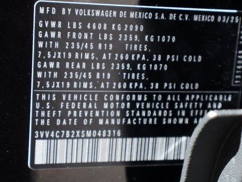 Certified 2025 Volkswagen Taos SEL image 27