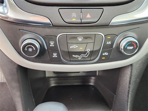 Used 2024 Chevrolet Equinox LS w/ Midnight Edition image 18