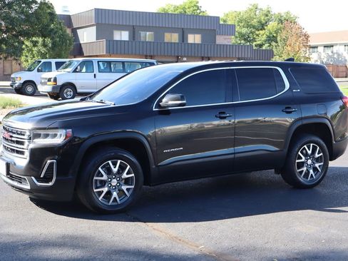 Used 2021 GMC Acadia SLE image 10