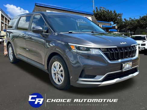 Used 2022 Kia Carnival LX FWD image 10