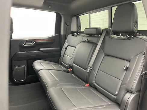 Used 2024 GMC Sierra 1500 Denali AWD/4WD image 43
