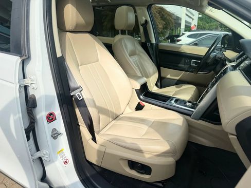 Used 2016 Land Rover Discovery Sport HSE AWD/4WD image 40