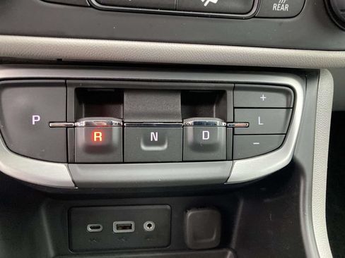 Used 2024 GMC Terrain SLE w/ Fleet Convenience Package AWD/4WD image 23