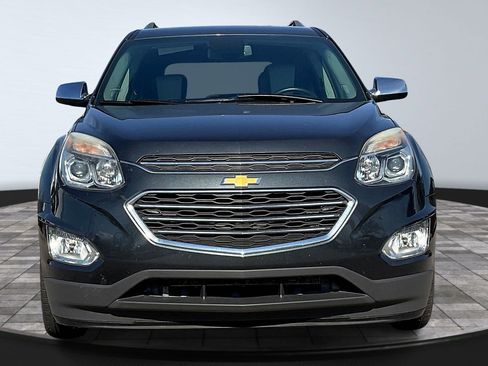 Used 2017 Chevrolet Equinox Premier w/ Enhanced Convenience Package FWD image 3