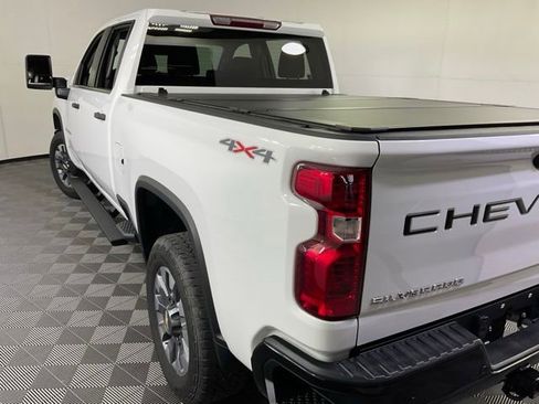 Used 2024 Chevrolet Silverado 2500 Custom w/ Custom Value Package AWD/4WD image 39