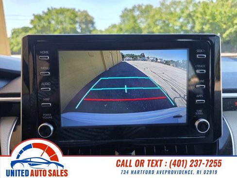 Used 2020 Toyota Corolla LE FWD image 19