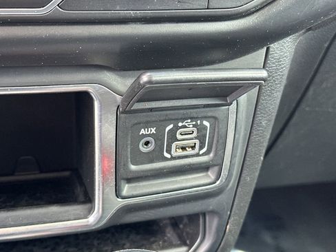 Used 2022 Jeep Wrangler Sport AWD/4WD image 26