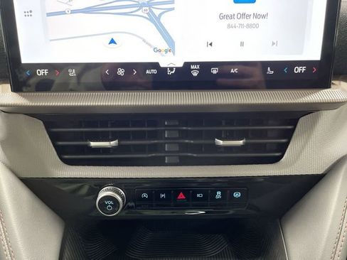 Used 2026 Ford Explorer Active w/ Active Comfort Package image 20