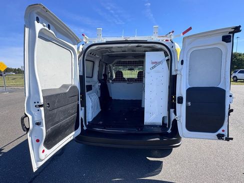 Used 2017 RAM ProMaster City Tradesman w/ Rear Back-up Camera Group FWD image 32