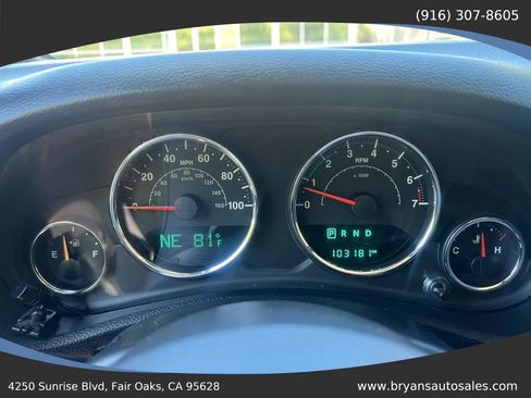 Used 2015 Jeep Wrangler Unlimited Sport AWD/4WD image 25