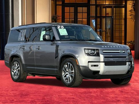 Used 2023 Land Rover Defender 130 SE image 8