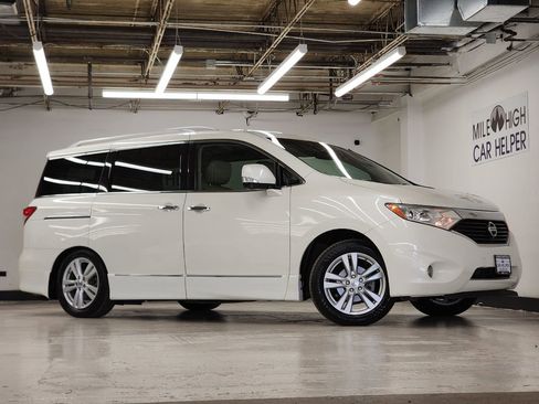 Used 2013 Nissan Quest LE w/ Protection Pkg image 2