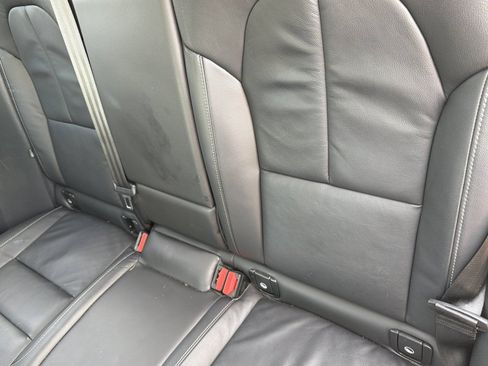 Used 2023 Volvo XC40 B4 Core w/ Convenience Package FWD image 19