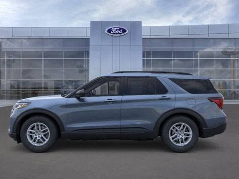 New 2026 Ford Explorer Active AWD/4WD image 3