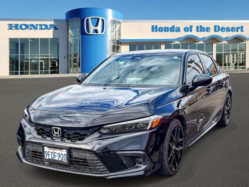 Used 2023 Honda Civic Sport image 3