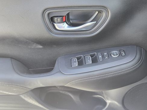 Certified 2025 Honda HR-V EX-L image 26