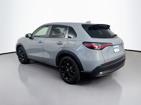 Certified 2025 Honda HR-V Sport image 7