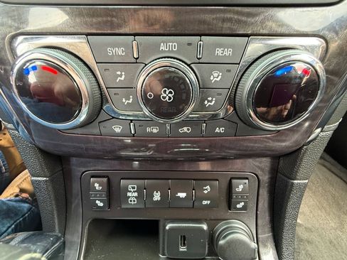 Used 2017 Buick Enclave Leather w/ Trailering Package AWD/4WD image 28