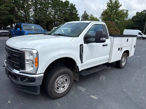 Used 2023 Ford F250 XL w/ XL Driver Assist Package AWD/4WD image 1