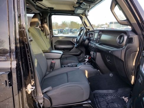 Used 2019 Jeep Wrangler Unlimited Sport S image 12