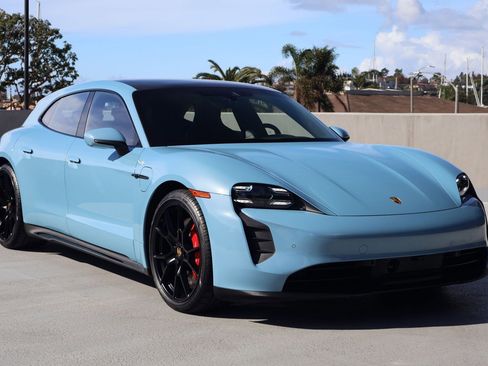 Certified 2023 Porsche Taycan GTS image 7