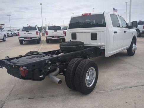 New 2026 RAM 3500 Tradesman w/ Chrome Appearance Group A AWD/4WD image 2