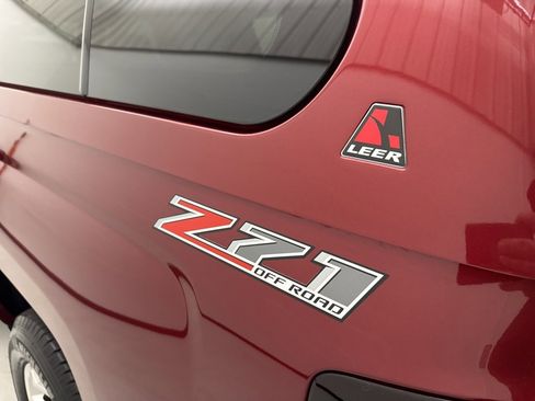 Used 2017 Chevrolet Silverado 1500 LT w/ All Star Edition image 15