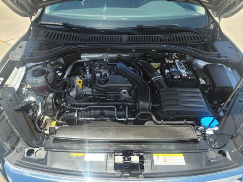 Used 2022 Volkswagen Jetta SE FWD image 9
