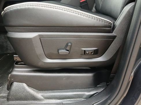 New 2026 RAM 3500 Big Horn w/ Laramie Trim Package image 27