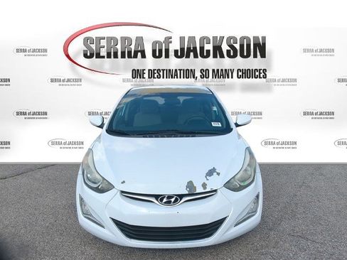 Used 2016 Hyundai Elantra SE w/ Option Group 02 FWD image 3