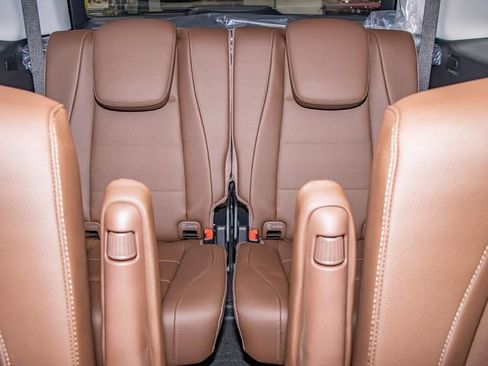 Certified 2026 Mercedes-Benz GLS 450 GLS 450 image 24