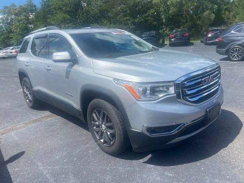 Used 2017 GMC Acadia SLT w/ LPO, Cargo Package AWD/4WD image 3