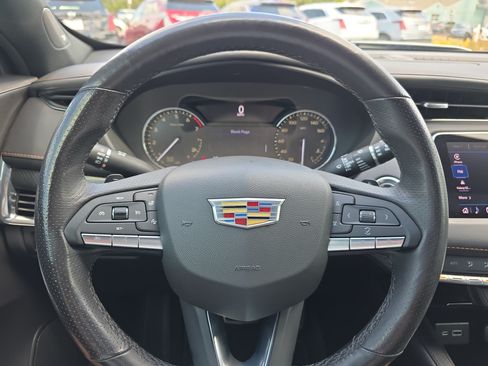 Used 2023 Cadillac XT4 Sport w/ Cold Weather Package FWD image 18