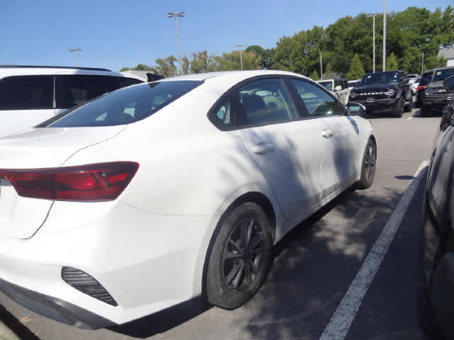 Used 2024 Kia Forte LXS FWD image 3