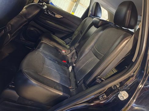 Used 2017 Nissan Rogue SL AWD/4WD image 7
