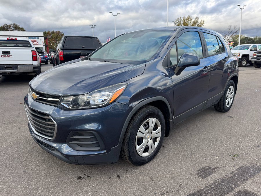 Used 2018 Chevrolet Trax LS w/ LPO, Protection Package FWD image 1