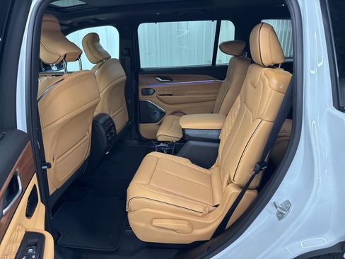 New 2026 Jeep Grand Cherokee L Summit AWD/4WD image 15