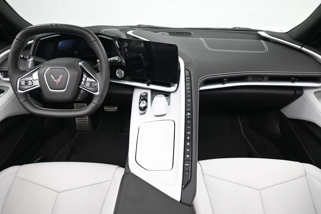 Used 2023 Chevrolet Corvette Stingray Preferred Conv w/ 2LT RWD image 6