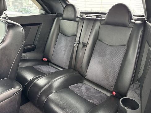 Used 2011 Chrysler 200 S image 9