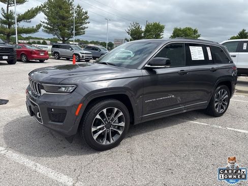 Used 2025 Jeep Grand Cherokee Overland w/ Adv Protech Group III AWD/4WD image 14