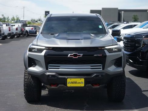 Used 2024 Chevrolet Colorado ZR2 w/ Safety Package AWD/4WD image 3