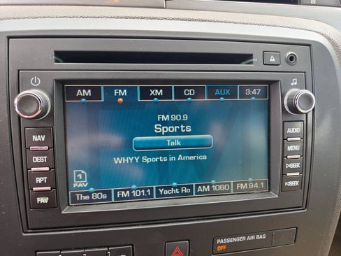 Used 2012 Buick Enclave Leather AWD/4WD image 18