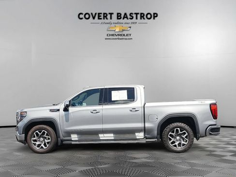 Used 2023 GMC Sierra 1500 SLT w/ SLT Premium Plus Package AWD/4WD image 3
