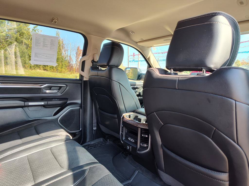 Used 2020 RAM 1500 Laramie AWD/4WD image 17