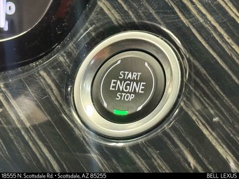 Used 2023 Cadillac XT6 Premium Luxury w/ Technology Package image 24